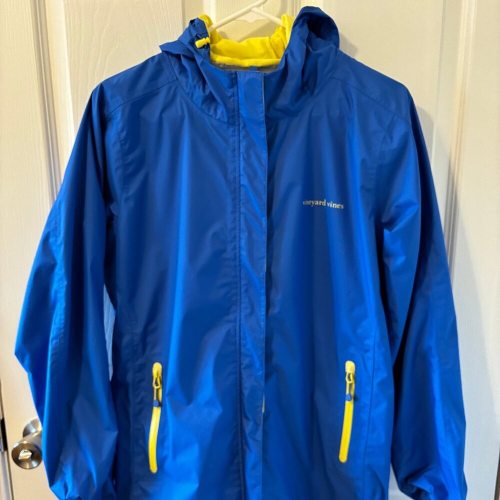 Vineyard Vines rain jacket